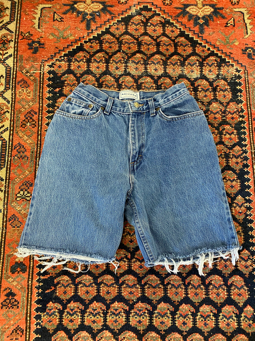 90s High Waisted Frayed Arizona Denim Shorts - 25in