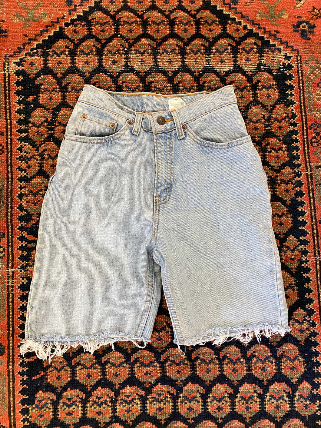 90s Levis High Waisted Denim Frayed Shorts - 23in