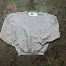Load image into Gallery viewer, Russell blank crewneck