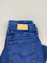 Load image into Gallery viewer, 90s high waisted Lee denim